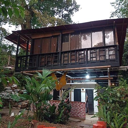 Hostal Las Mariposas Минка Экстерьер фото