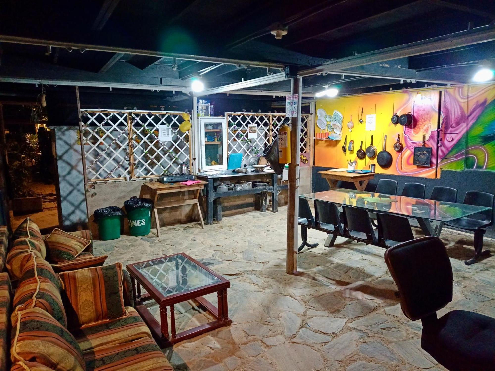 Hostal Las Mariposas Минка Экстерьер фото
