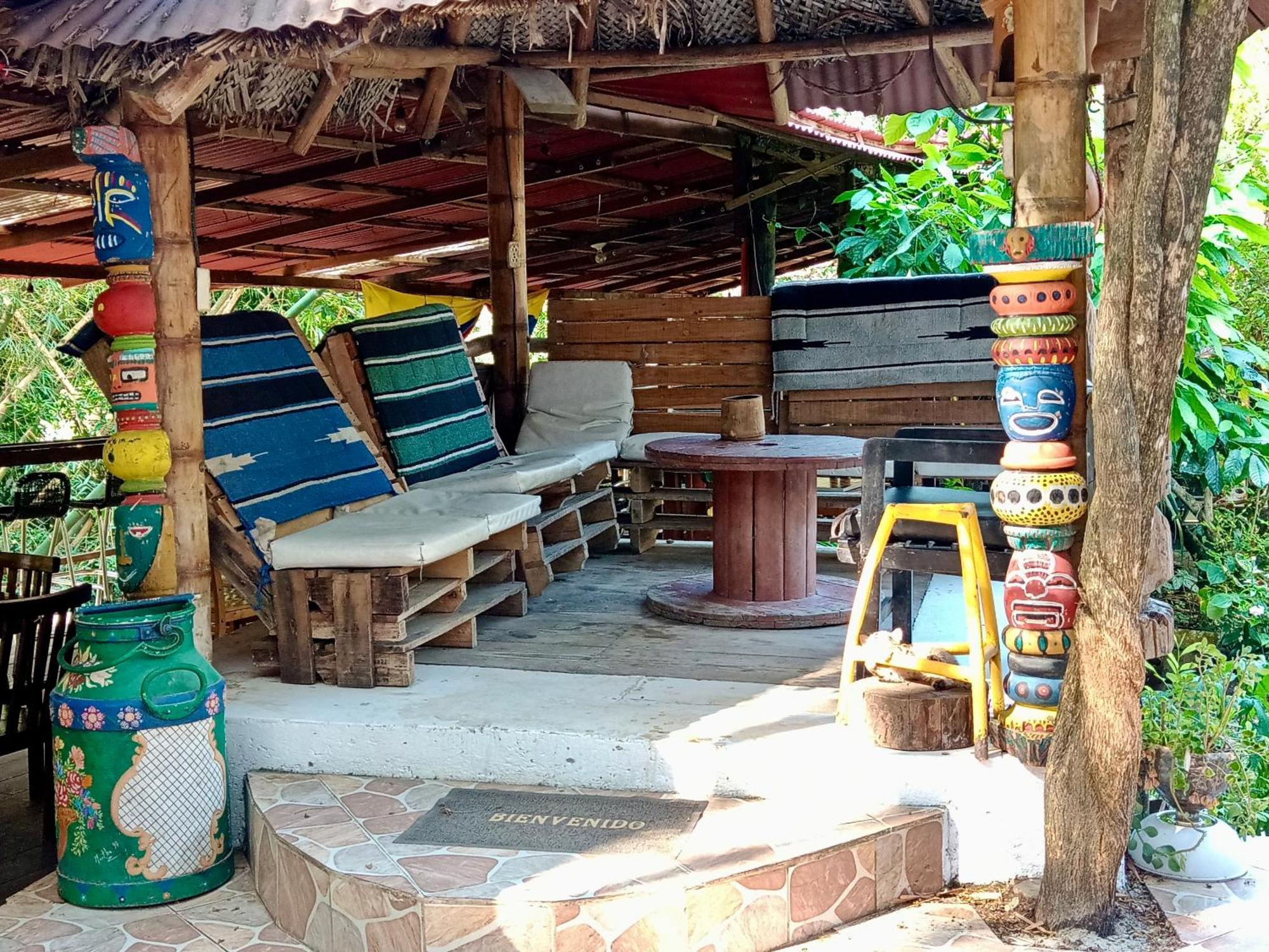 Hostal Las Mariposas Минка Экстерьер фото