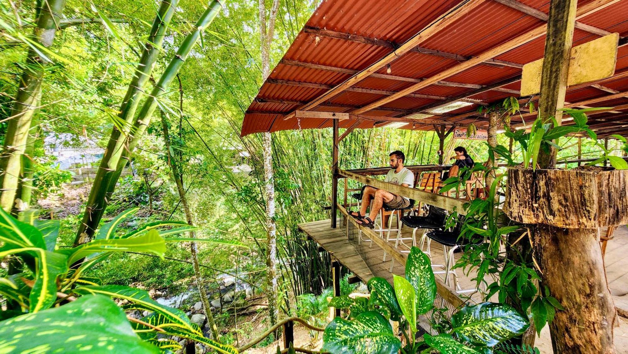 Hostal Las Mariposas Минка Экстерьер фото