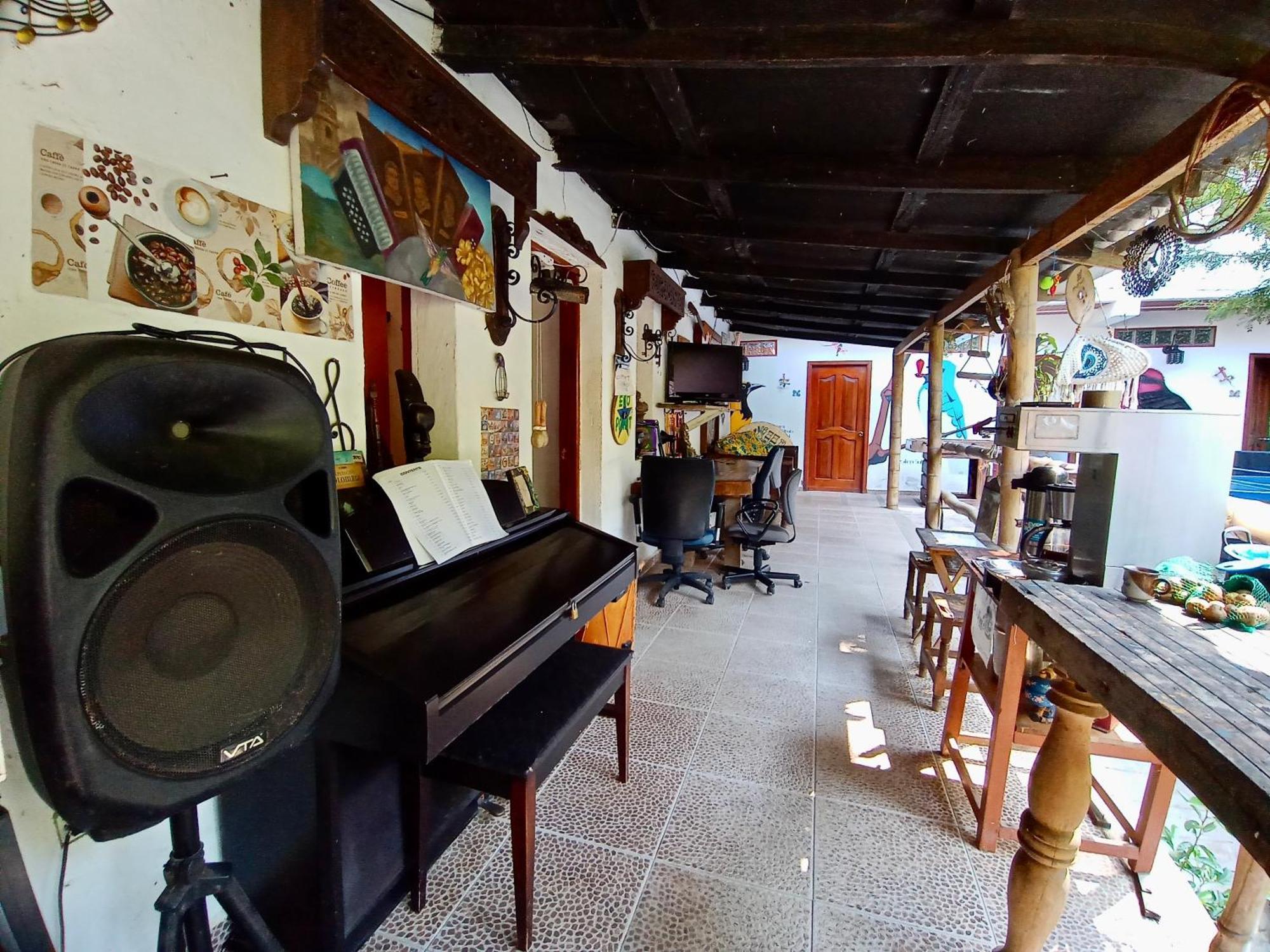 Hostal Las Mariposas Минка Экстерьер фото