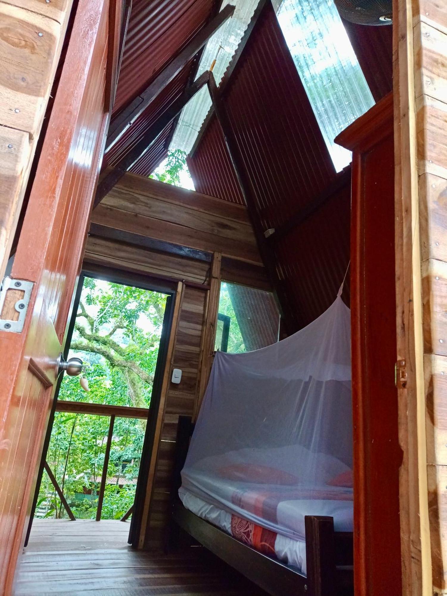 Hostal Las Mariposas Минка Экстерьер фото
