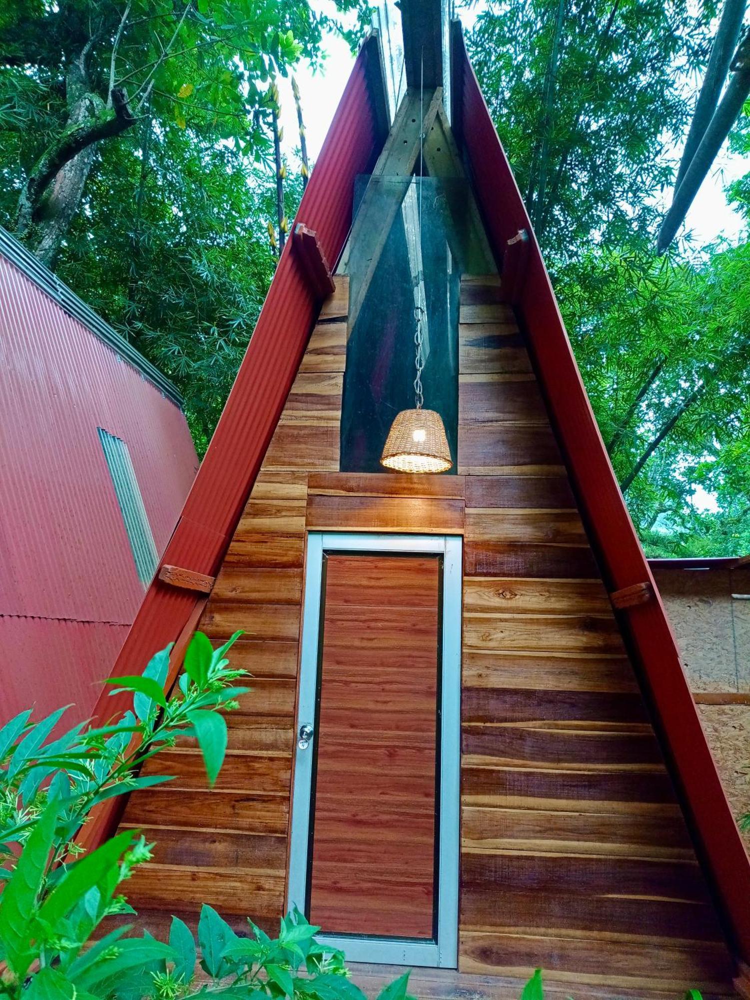 Hostal Las Mariposas Минка Экстерьер фото