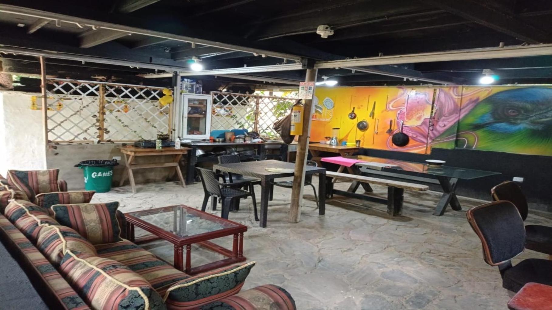 Hostal Las Mariposas Минка Экстерьер фото